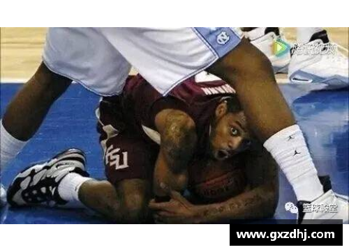 NBA球员尴尬瞬间：揭秘丑陋照片背后的趣事